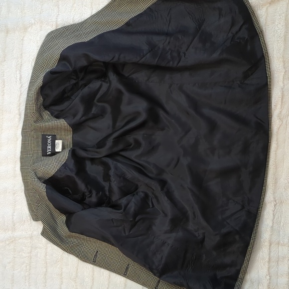 Vintage Houndstooth Blazer - Picture 9 of 10